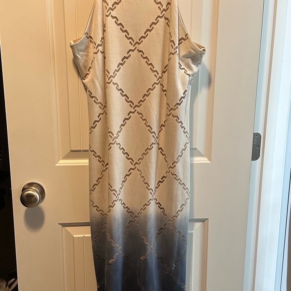a.n.a Elegant Beige and Cream Patterned Dress